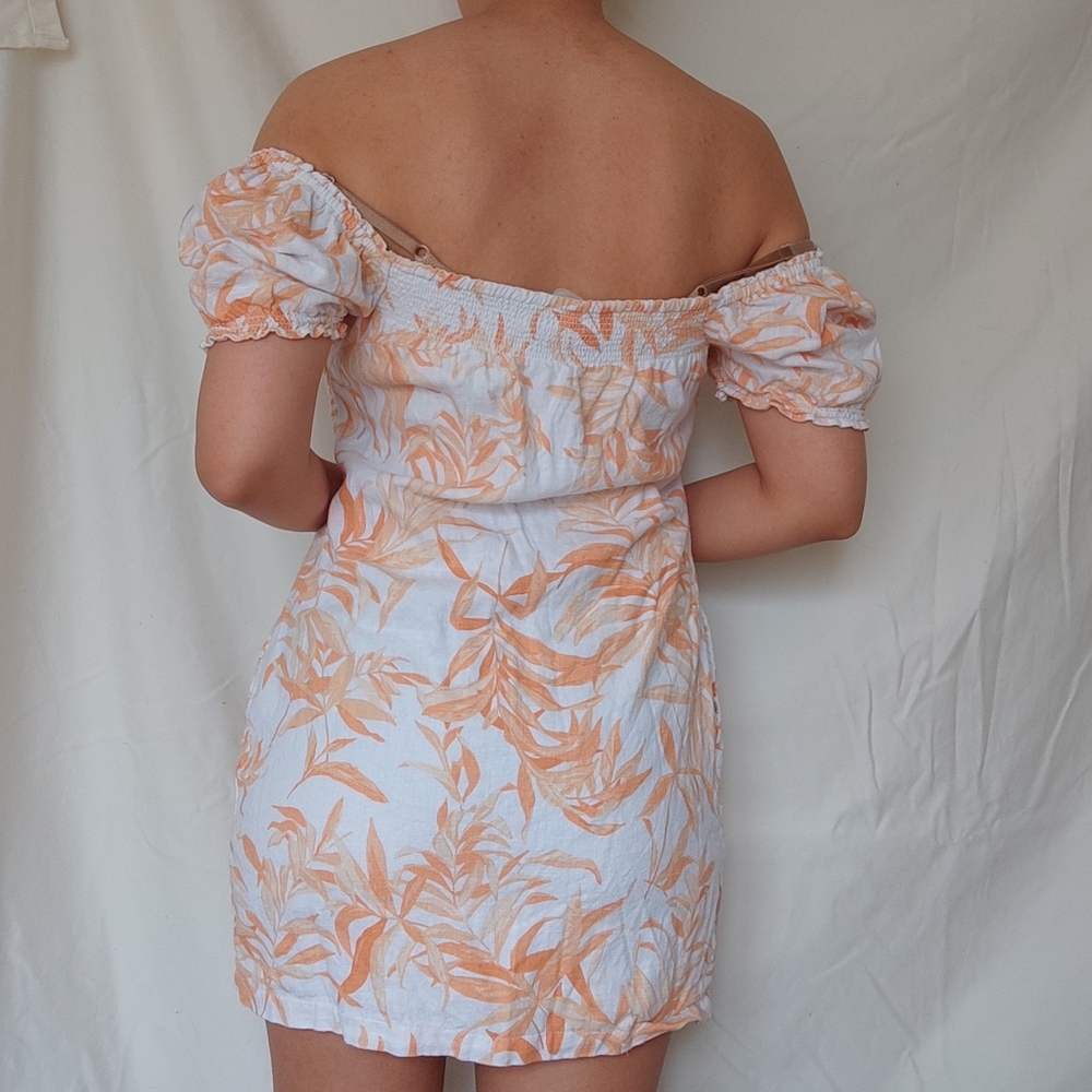 Abercrombie & Fitch Off The Shoulder Puff Sleeved White and Orange Mini Summer D - Picture 2 of 3